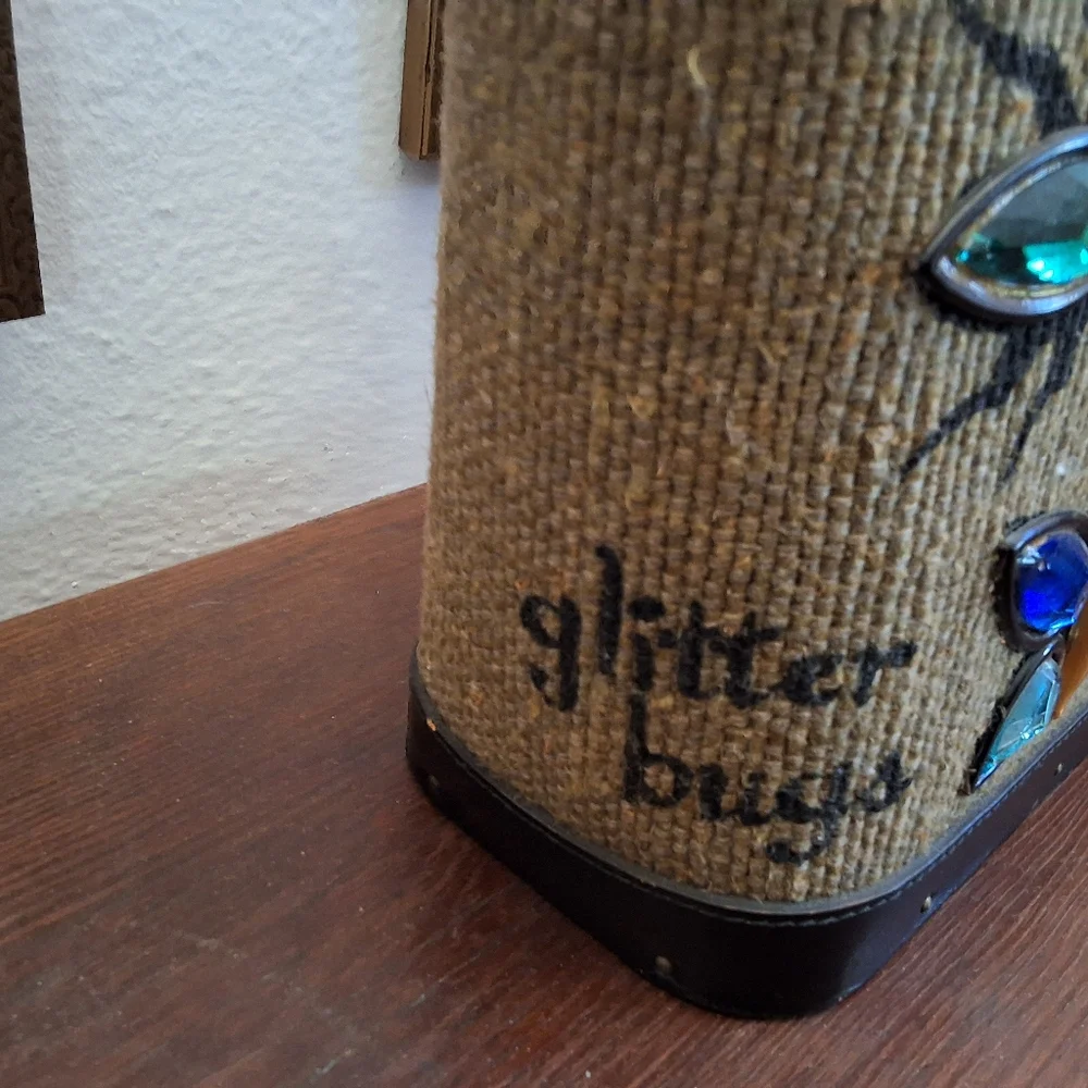 RARE.Near Mint Enid Collins of Texas  Gltterbugs Tote 1966 NWOT. Free Shipping - Picture 3 of 12